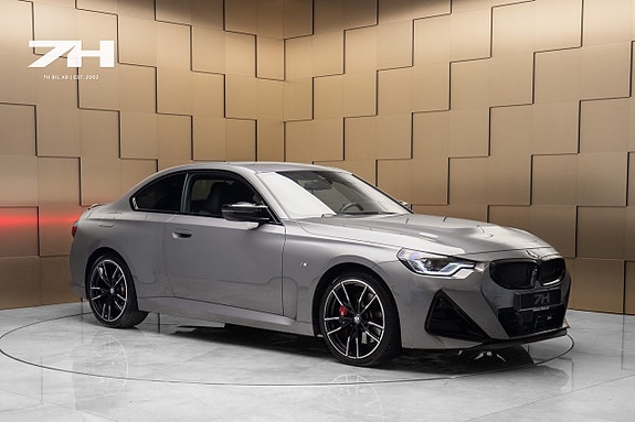 BMW M240i 7 of 23