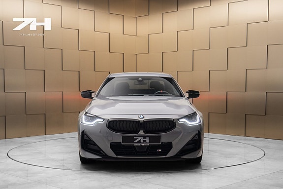BMW M240i 8 of 23