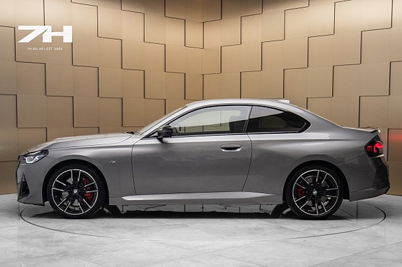 BMW M240i 2 of 23