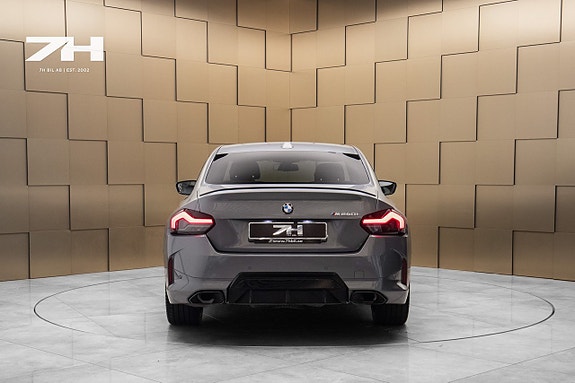 BMW M240i 4 of 23