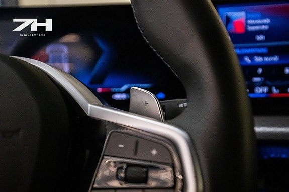 BMW M240i 14 of 23