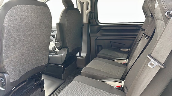Volkswagen Transporter 11 of 12