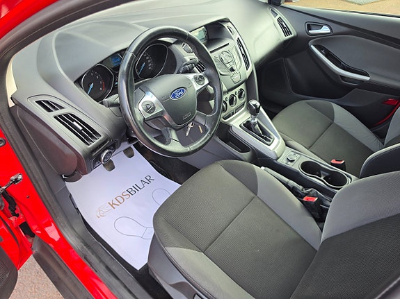 Ford Focus 9 of 11