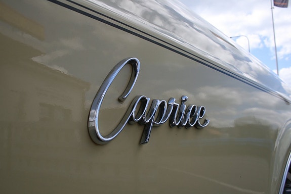 Chevrolet Caprice 11 of 24