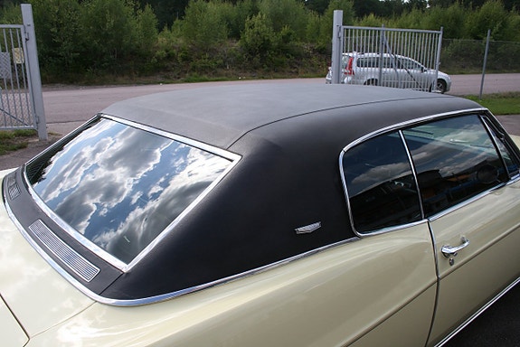 Chevrolet Caprice 10 of 24