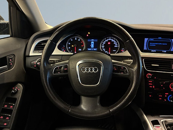Audi A4 9 of 20