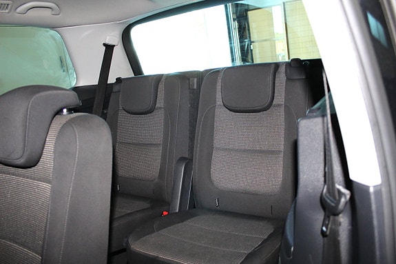 Volkswagen Sharan 17 of 21