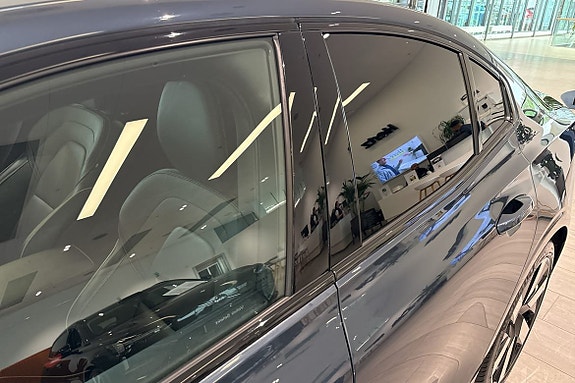 Volvo S60 15 of 30