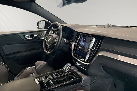 Volvo S60 10 of 30