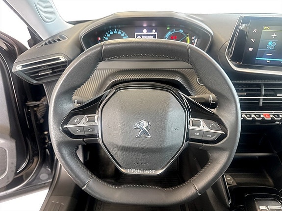 Peugeot e-2008 6 of 15