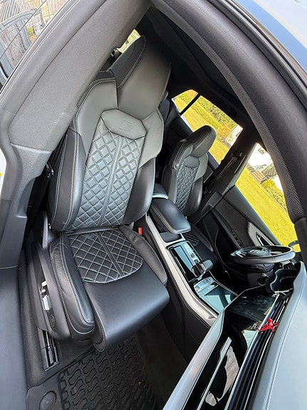 Audi Q8 15 of 18