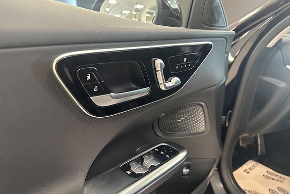 Mercedes-Benz C220 d 17 of 17