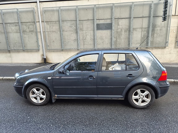 Volkswagen Golf IV 4 of 9