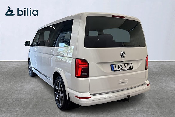 Volkswagen Multivan 4 of 18