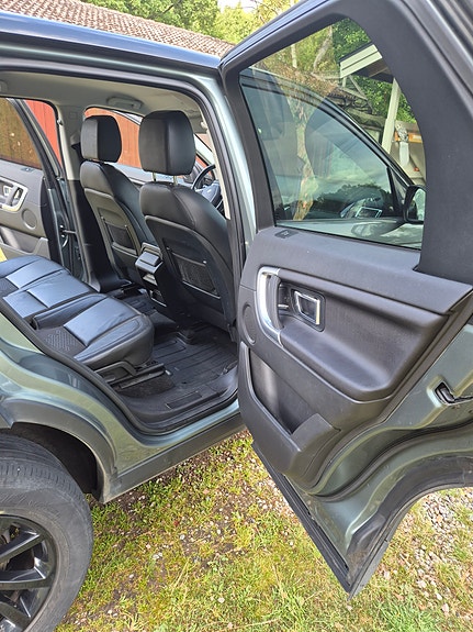 Land Rover Discovery Sport 14 of 17