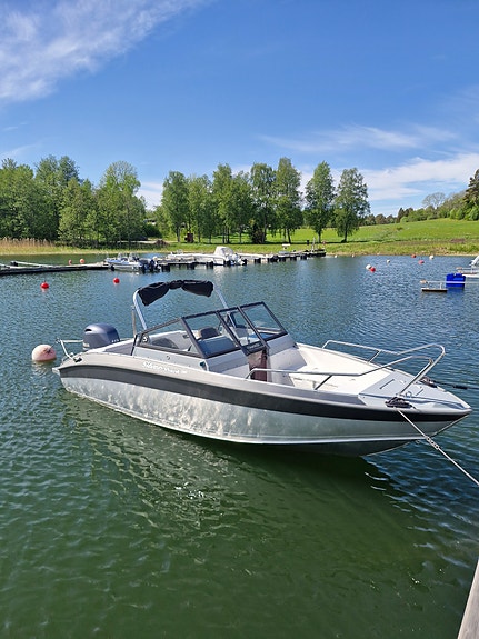 Silver Shark 580 BR – 2016 med Yamaha 115 hk (2024) – endast 45 gångtimmar 2 of 8