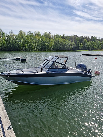 Silver Shark 580 BR – 2016 med Yamaha 115 hk (2024) – endast 45 gångtimmar 3 of 8
