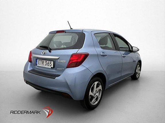 Toyota Yaris 5 of 26