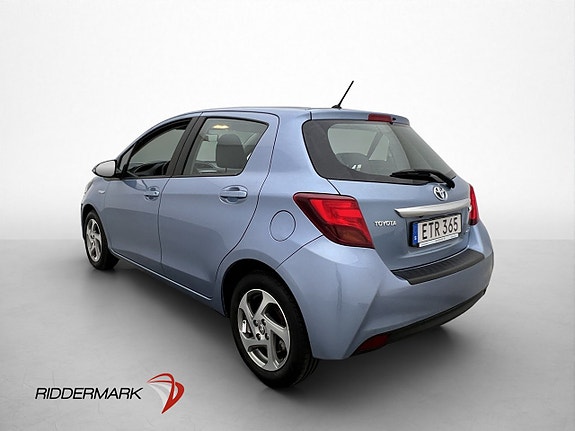 Toyota Yaris 8 of 26