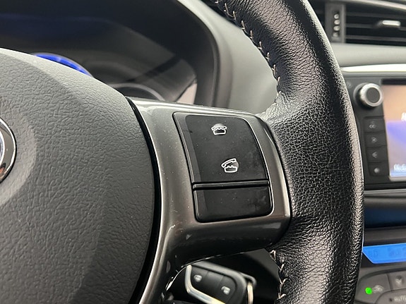 Toyota Yaris 14 of 26