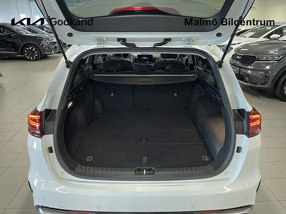 Kia Ceed 7 of 17