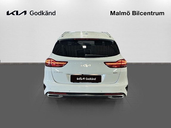 Kia Ceed 6 of 17