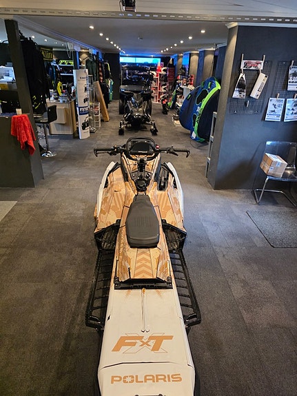 Polaris 9R Rmk Khaos 146" 7S DISPLAY OMG LEV 7 of 9