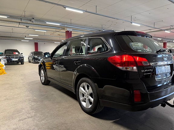 Subaru Outback 6 of 18