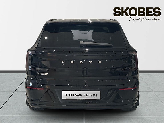 Volvo EX90 7 of 20