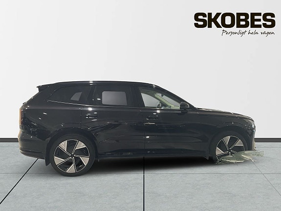 Volvo EX90 5 of 20