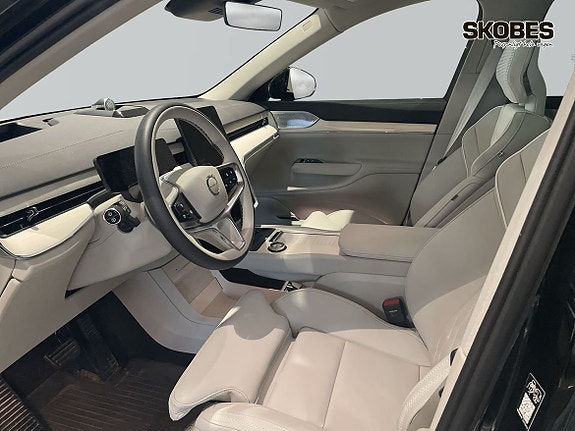 Volvo EX90 9 of 20