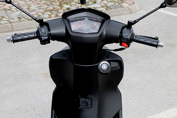 Peugeot KISBEE | 45 | EU MOPED | BLACK EDT | RÄNTEFRITT | SKOLSTARTS KAMPANJ 6 of 12