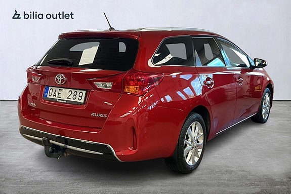 Toyota Auris 3 of 23