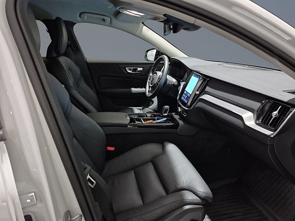 Volvo V60 7 of 13