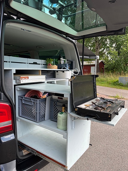 Volkswagen Multivan 3 of 14
