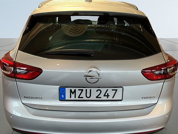 Opel Insignia 12 of 18
