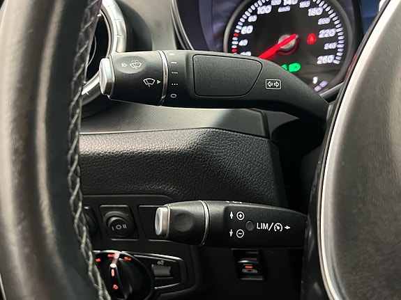 Mercedes-Benz X250 d 18 of 30