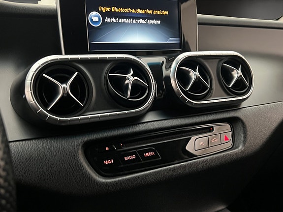 Mercedes-Benz X250 d 25 of 30