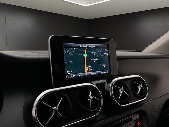 Mercedes-Benz X250 d 23 of 30