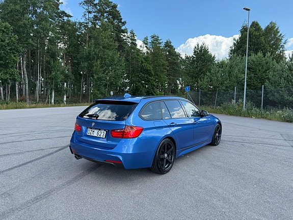 BMW 328i 4 of 14