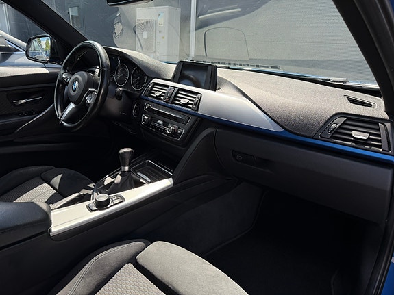BMW 328i 10 of 14