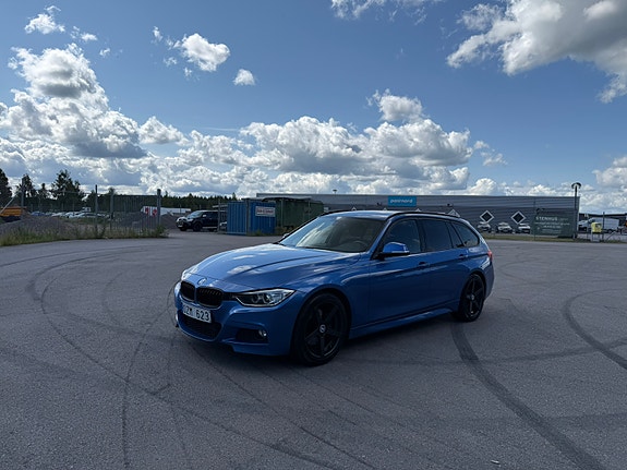 BMW 328i 2 of 14