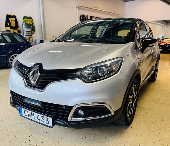 Renault Captur 2 of 18