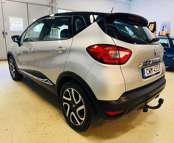 Renault Captur 5 of 18