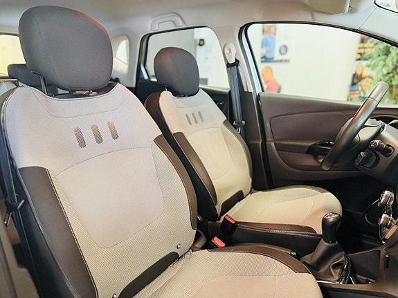 Renault Captur 17 of 18
