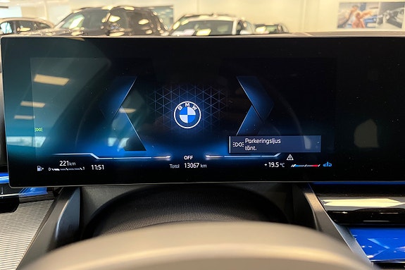 BMW 520d 14 of 19