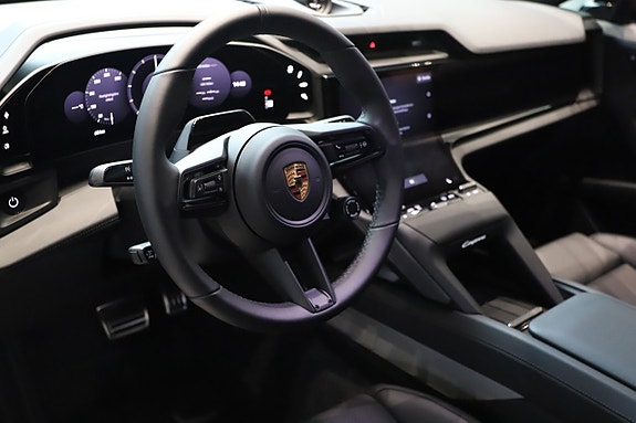 Porsche Cayenne Coupe 8 of 14