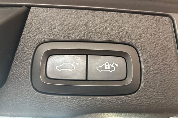 Volvo XC60 26 of 27