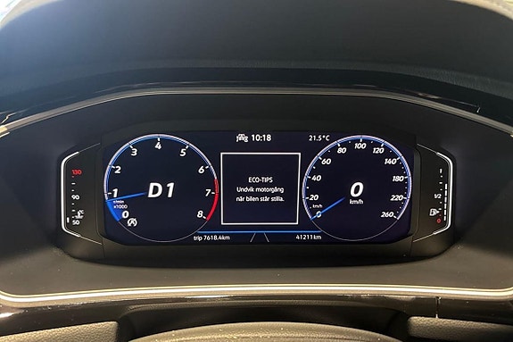 Volkswagen T-Roc 15 of 25