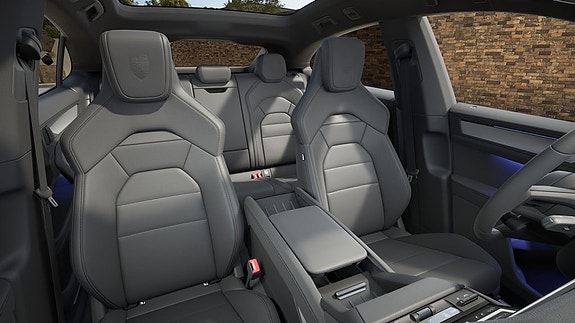 Porsche Cayenne Coupe 9 of 10